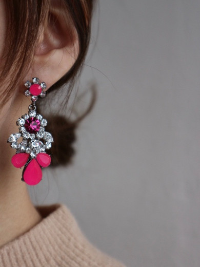 titaniumpost hot pink vintage bald earrings P0683 