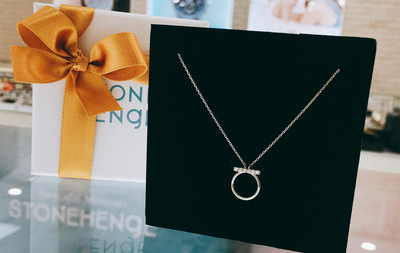 Stonehenge White Gold i0077 Romantic Gorgeous Jewe