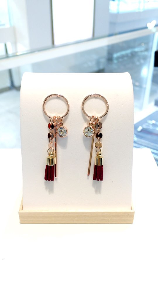 Eileen Stick Teddy Earrings AJBE2411