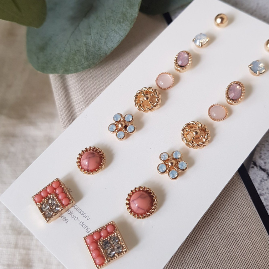 <b><p>Daily Mini opal 16 pieces set earrg Mull</p></b><b><p>デイリーミニ オパール 16ピース セット イヤリング 遠いスタイル コーディネート</p></b><br /><br /><p align='center'>