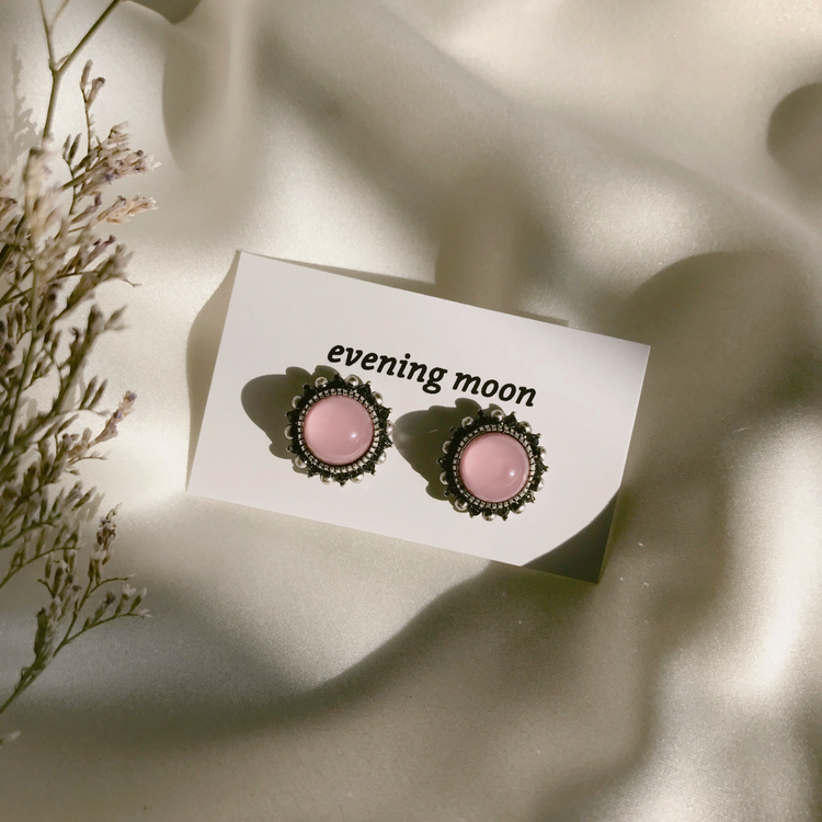 <b><p>Swarovski stone ering Visir Soft Sticky Silv</p></b><b><p>スワロフスキー 原石 イヤリング グィチ ゲスト ほのか ぴったりつく ウンチム</p></b><br /><br /><p align='center'>