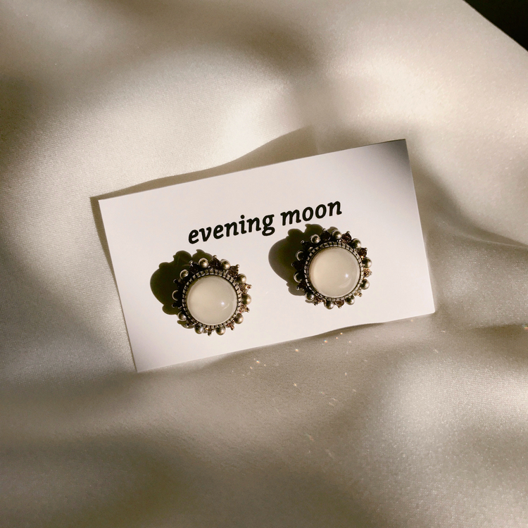 <b><p>Swarovski stone ering Visir Soft Sticky Silv</p></b><b><p>スワロフスキー 原石 イヤリング グィチ ゲスト ほのか ぴったりつく ウンチム</p></b><br /><br /><p align='center'>