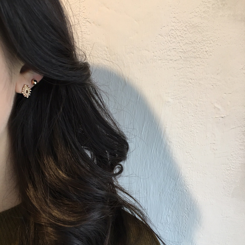 Vintage point earrings set Edging styling antique 