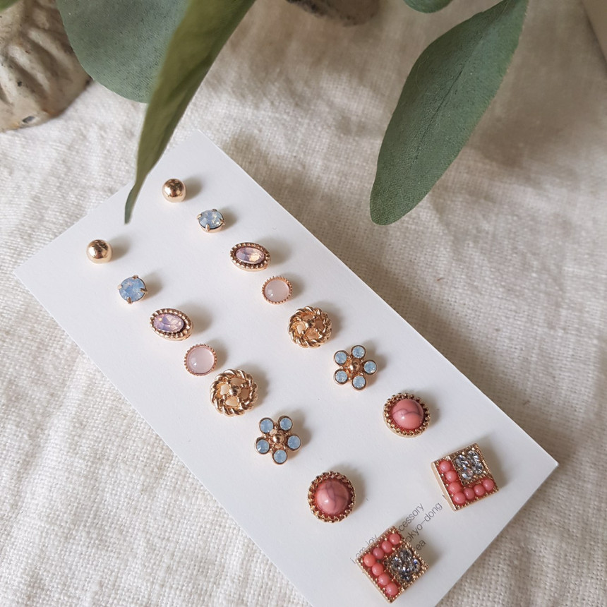 <b><p>Daily Mini opal 16 pieces set earrg Mull</p></b><b><p>デイリーミニ オパール 16ピース セット イヤリング 遠いスタイル コーディネート</p></b><br /><br /><p align='center'>