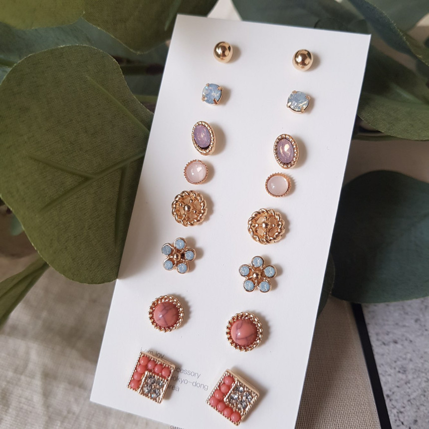 <b><p>Daily Mini opal 16 pieces set earrg Mull</p></b><b><p>デイリーミニ オパール 16ピース セット イヤリング 遠いスタイル コーディネート</p></b><br /><br /><p align='center'>