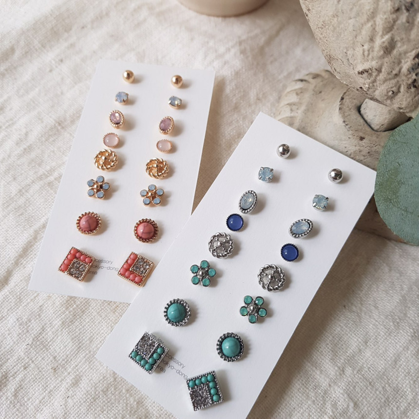 <b><p>Daily Mini opal 16 pieces set earrg Mull</p></b><b><p>デイリーミニ オパール 16ピース セット イヤリング 遠いスタイル コーディネート</p></b><br /><br /><p align='center'>