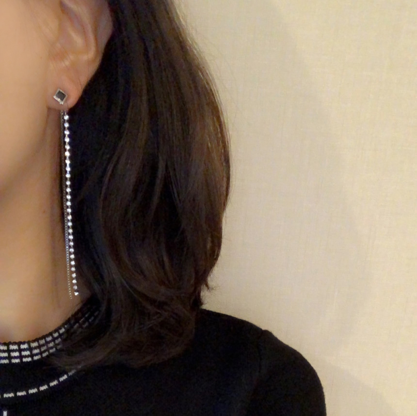Mini Square Black Uncut Drop Earrings Year-end Loo