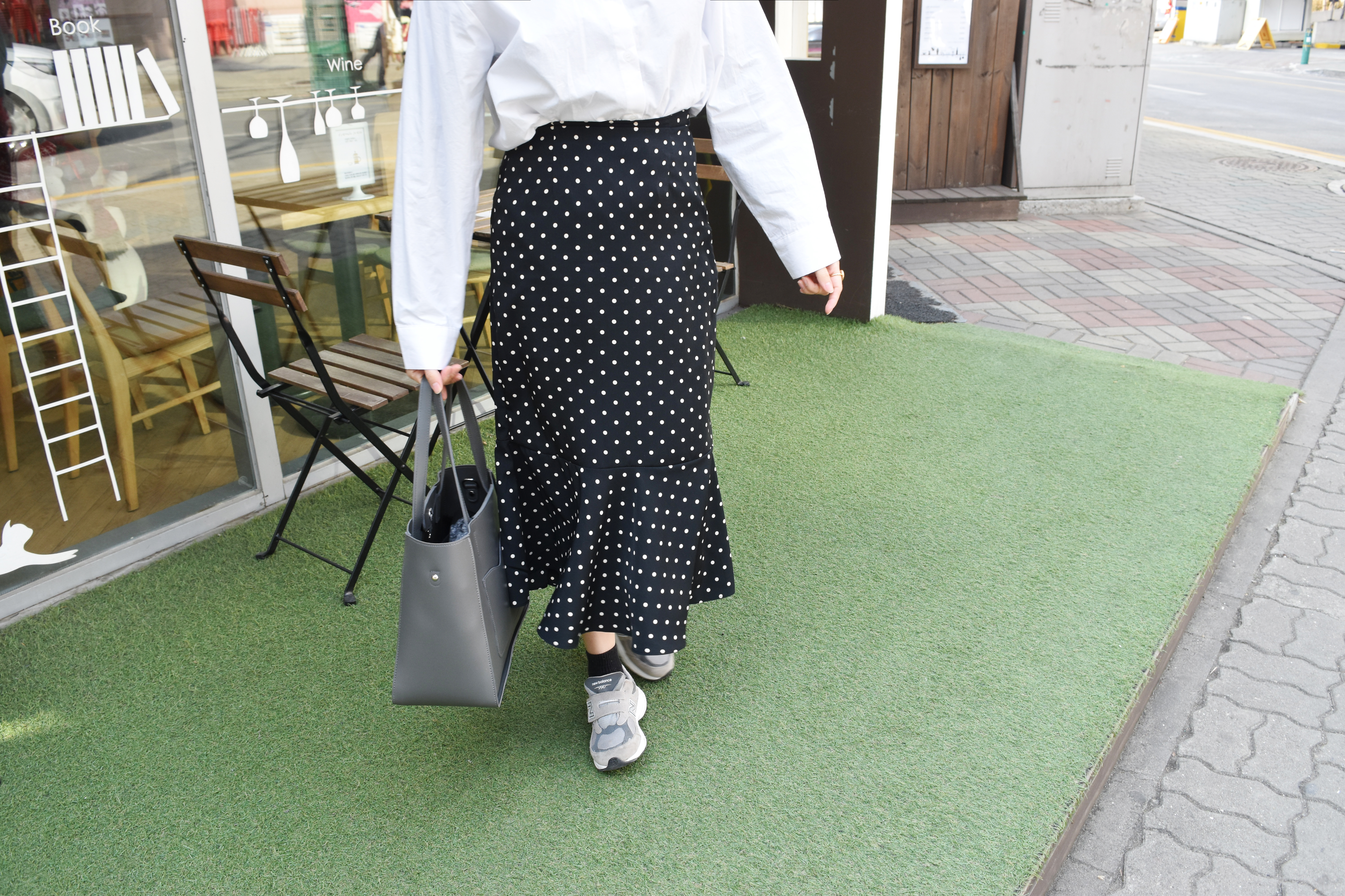 <b><p>Mont du Bai diaper bag with inn rice</p></b><b><p>モンデュベクおむつバッグインナー白米を含む</p></b><br /><br /><p align='center'>