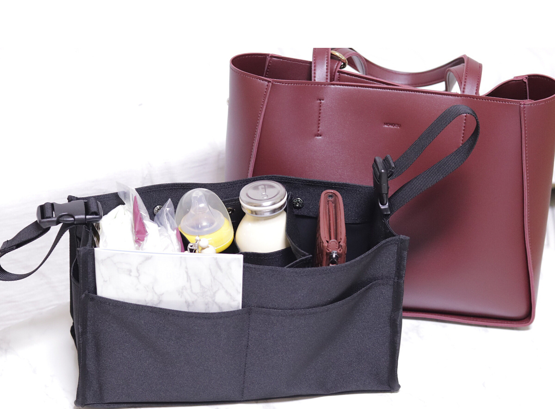 <b><p>Mont du Bai diaper bag with inn rice</p></b><b><p>モンデュベクおむつバッグインナー白米を含む</p></b><br /><br /><p align='center'>