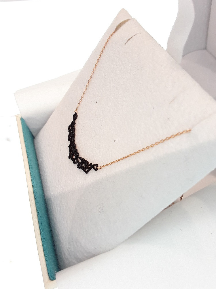 Stonehenge Rose Gold Necklace T0460 Chic modern de