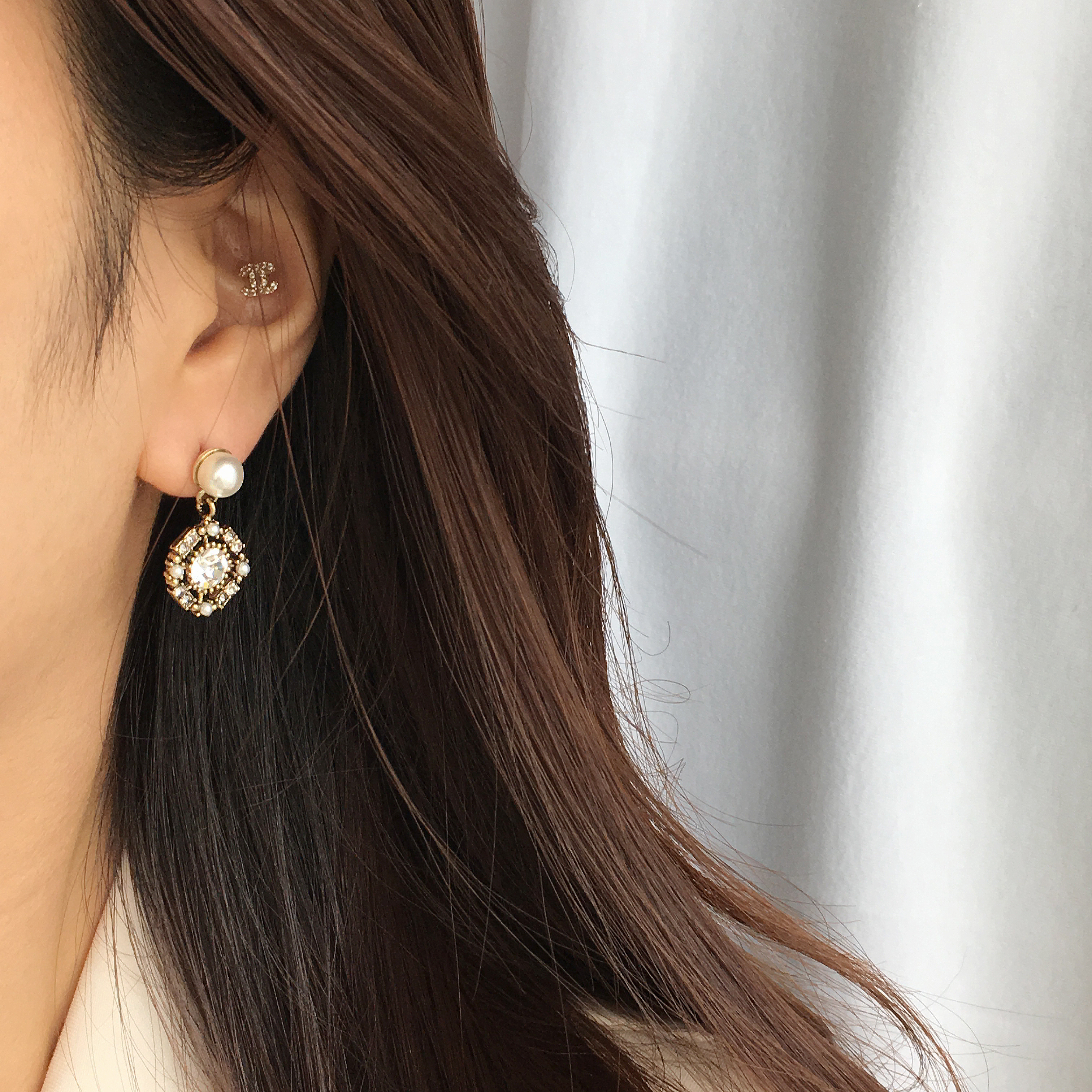 Two-Hued Antique Pearl Cubic Drop Earrings Vintage