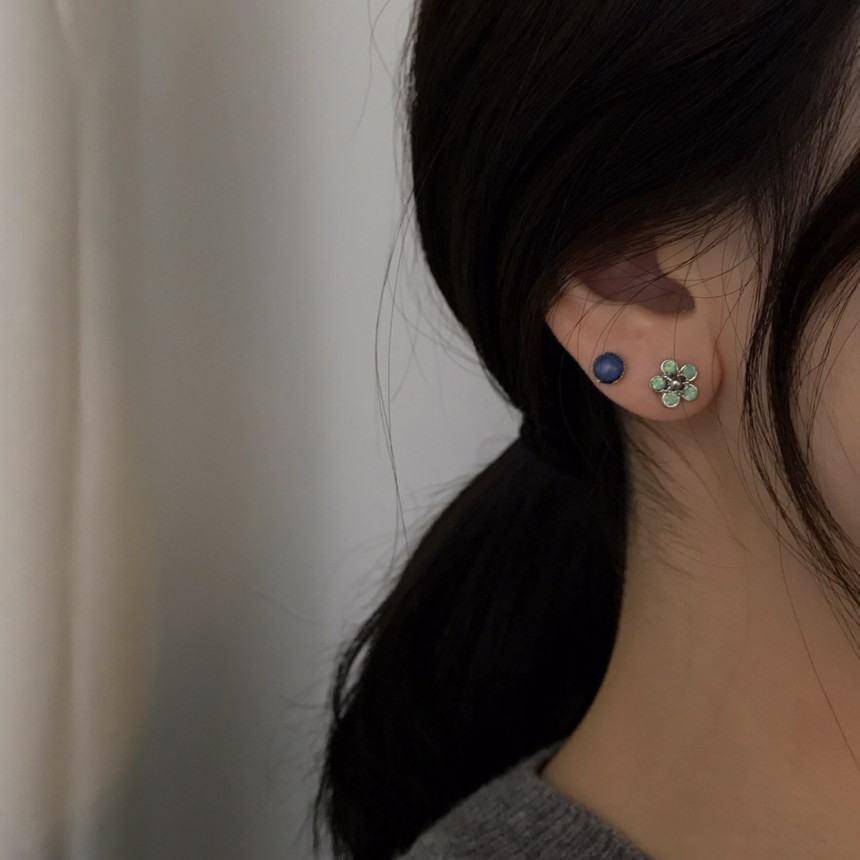 <b><p>Daily Mini opal 16 pieces set earrg Mull</p></b><b><p>デイリーミニ オパール 16ピース セット イヤリング 遠いスタイル コーディネート</p></b><br /><br /><p align='center'>