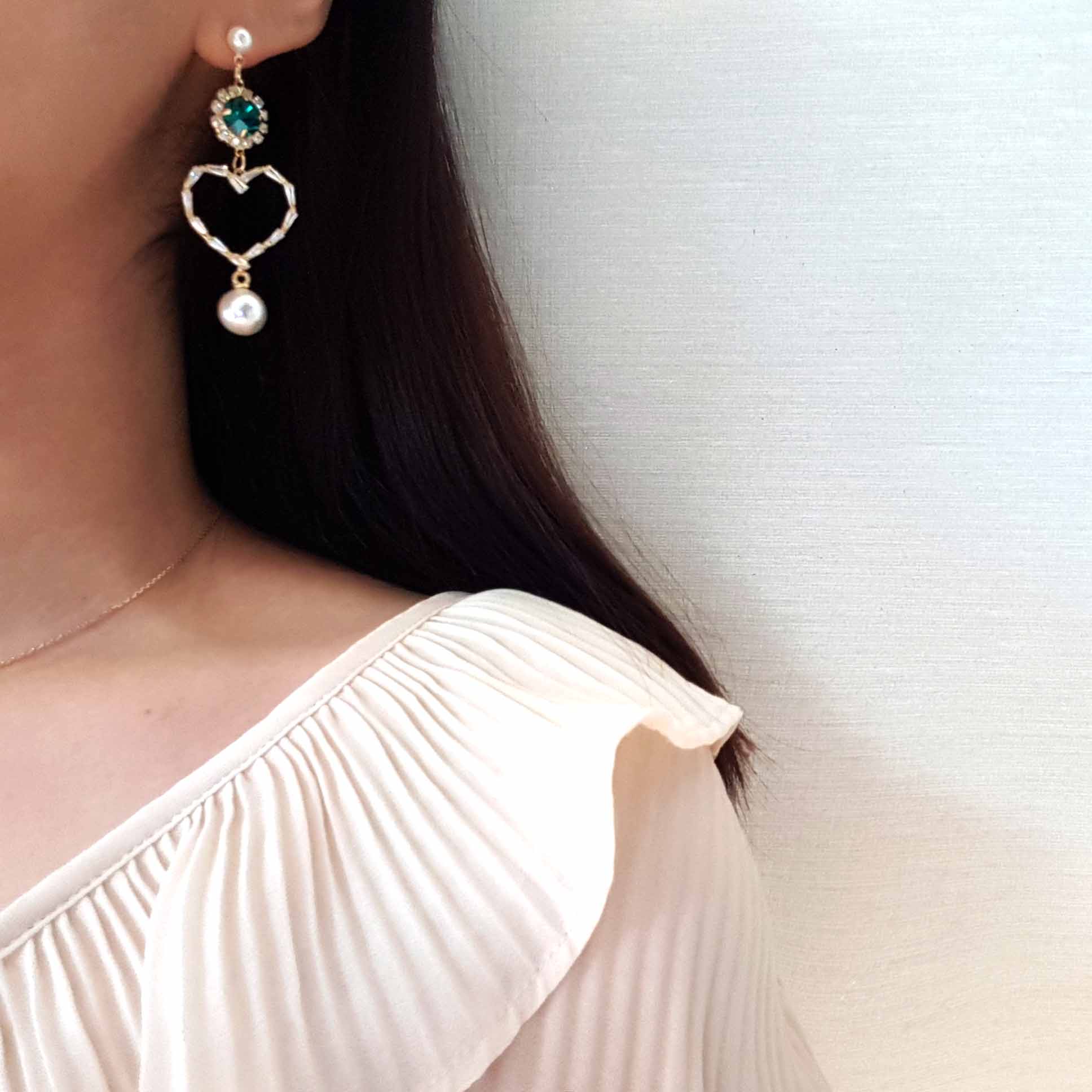 Cubic Heart Green Ear Drops Green Cubic Zirconia E