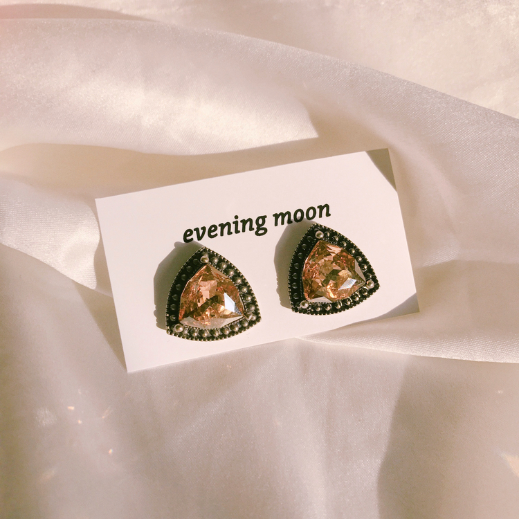 <b><p>Swarovski stone ering Visir Soft Sticky Silv</p></b><b><p>スワロフスキー 原石 イヤリング グィチ ゲスト ほのか ぴったりつく ウンチム</p></b><br /><br /><p align='center'>