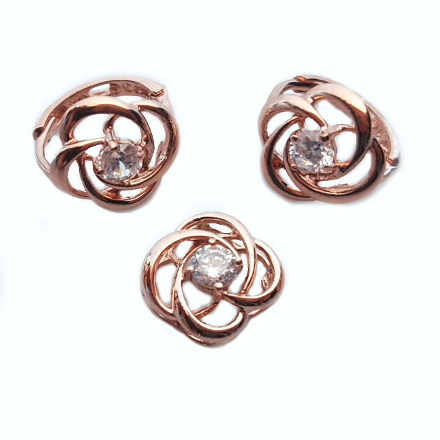 14K Camellia Pendant