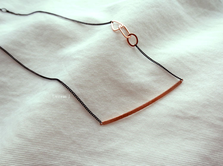 14k Stick Bar Shape Black Gold Choker Necklace 18k