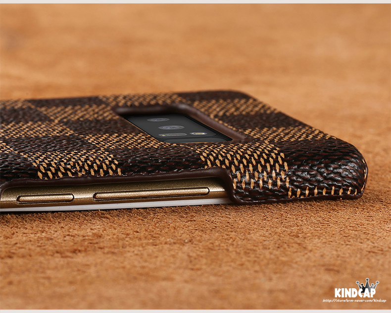 <b><p>Galaxy Note 8 luxury style patrn case 명품케이스</p></b><b><p>ギャラクシーノート8名品スタイルパターンのケース高級20代の女性の衣類特異特別背面素敵な</p></b><br /><br /><p align='center'>