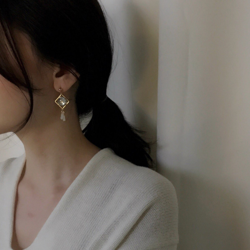 Omaju Crystal Drop Earrings 5color Gullible luxury