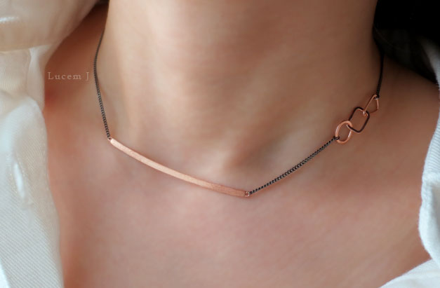14k Stick Bar Shape Black Gold Choker Necklace 18k