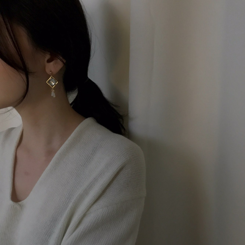 Omaju Crystal Drop Earrings 5color Gullible luxury