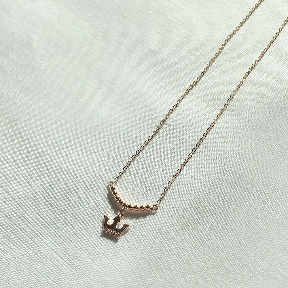 Cordelia 14k_ Stone Crown Necklace Proposal Daily 