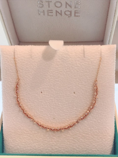 Stonehenge 14k V &amp A Necklace t0464