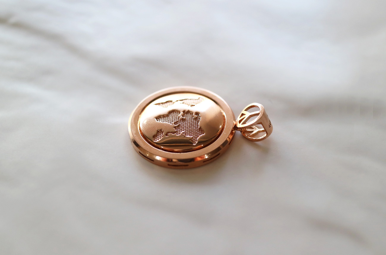 18k Map Pendant 14k Men's Necklace Charm Pink G