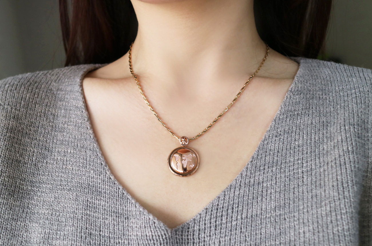 18k Map Pendant 14k Men's Necklace Charm Pink G