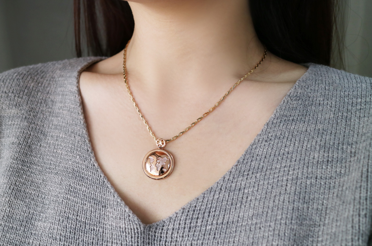 18k Map Pendant 14k Men's Necklace Charm Pink G