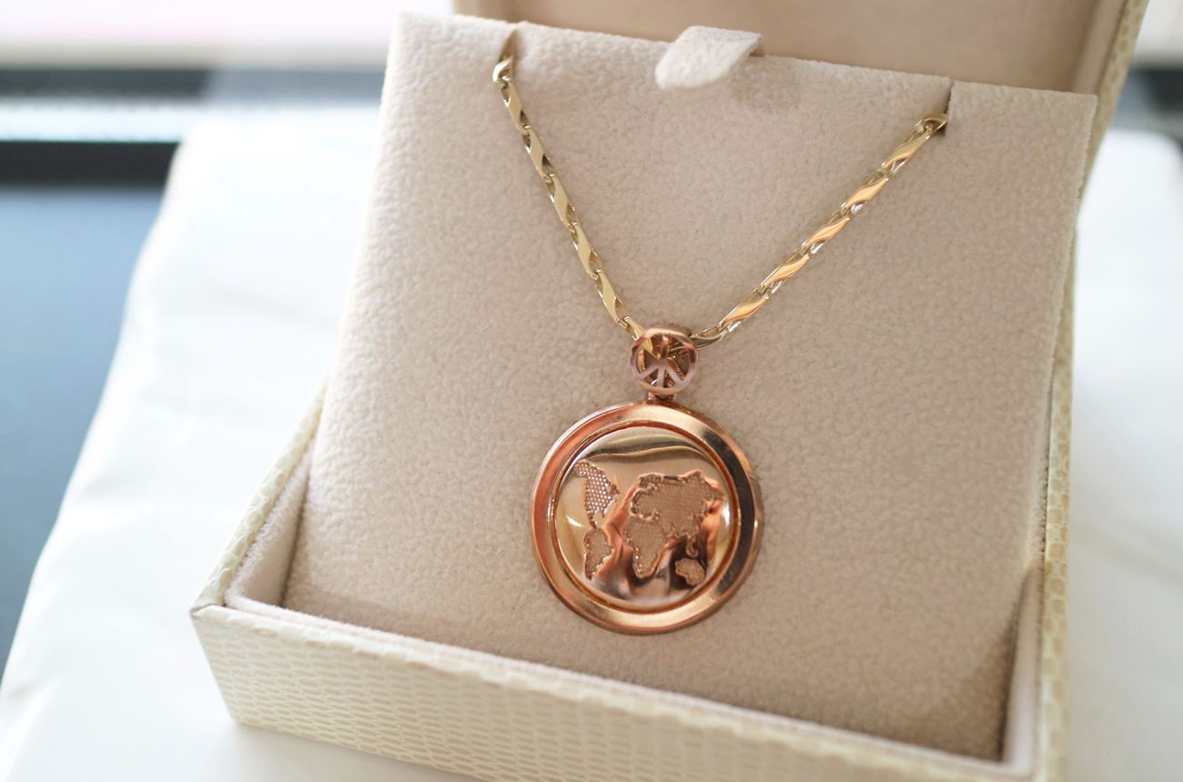 18k Map Pendant 14k Men's Necklace Charm Pink G