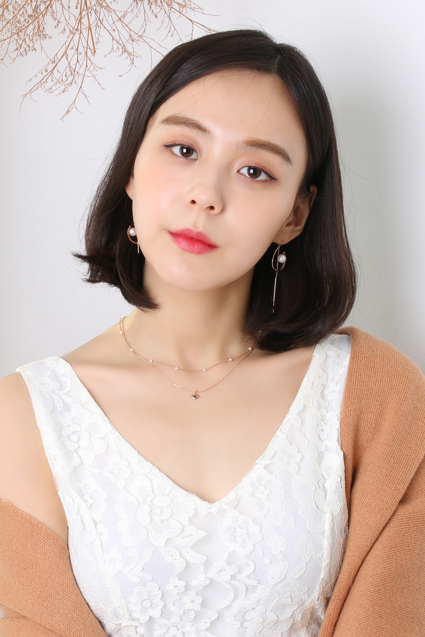 Freshwater pearl layered necklace birthstone June 