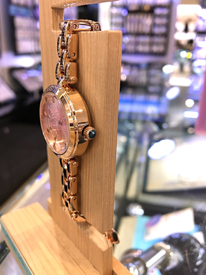 <b><p>OST Sailor Moon Metal Watch OTW118114TPP</p></b><b><p>OST セーラームーンメタル時計 OTW118114TPP スタイリッシュシティルック</p></b><br /><br /><p align='center'>