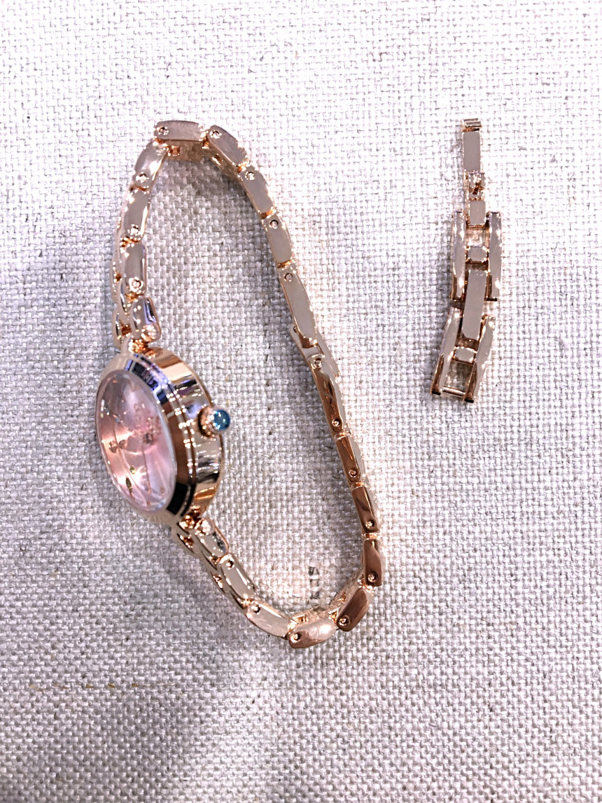 <b><p>OST Sailor Moon Metal Watch OTW118114TPP</p></b><b><p>OST セーラームーンメタル時計 OTW118114TPP スタイリッシュシティルック</p></b><br /><br /><p align='center'>