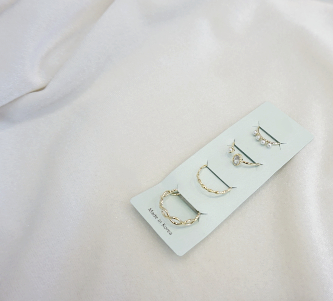 <b><p>Pearl layered ring set 3col tit Design dazzl</p></b><b><p>パールレイヤードリングセット 3col プチなデザイン まぶしい ポトサイクル良い</p></b><br /><br /><p align='center'>