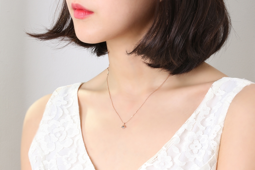 Lucky Symbol 14K Evil Eye Ruff Diamond Necklace 14