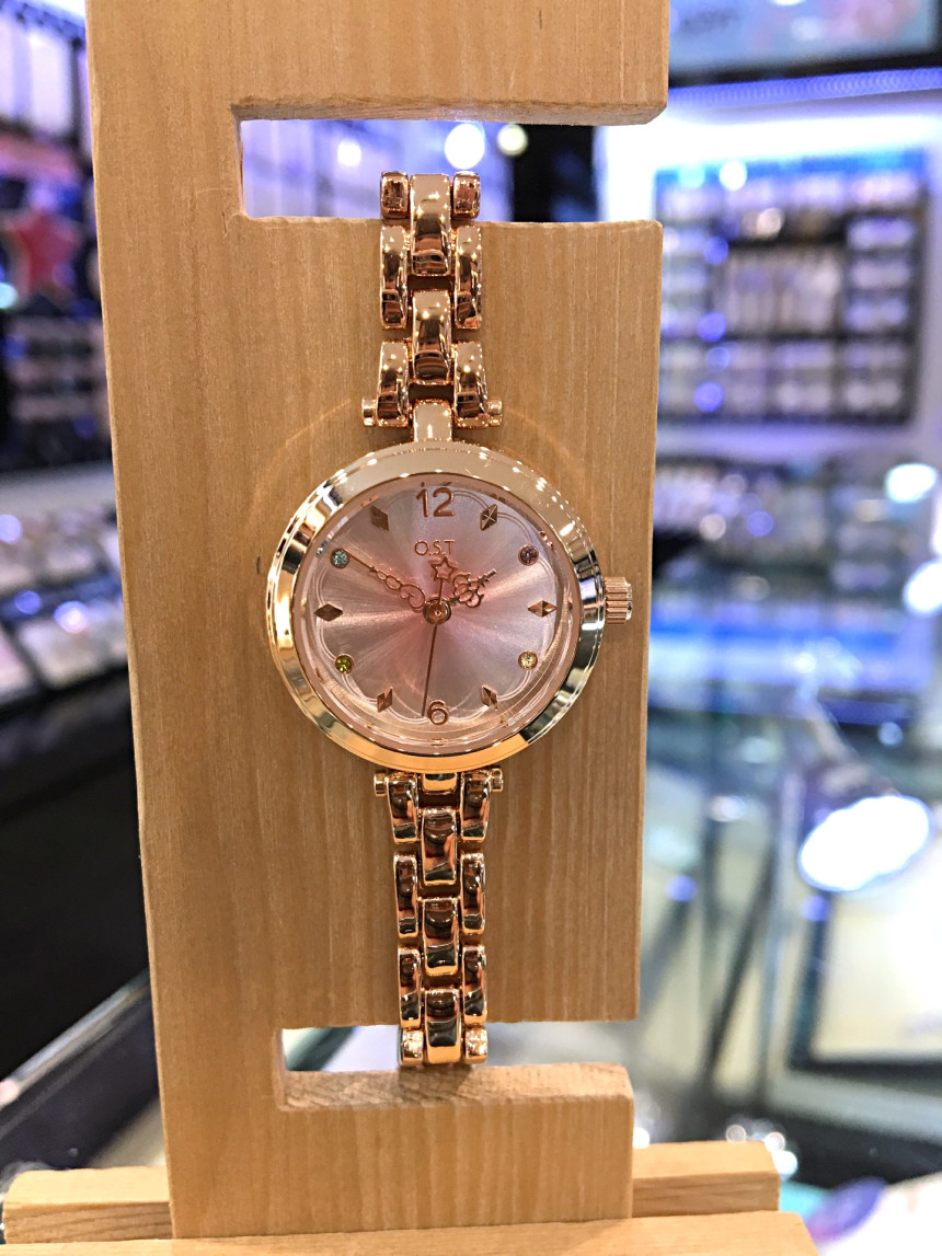 <b><p>OST Sailor Moon Metal Watch OTW118114TPP</p></b><b><p>OST セーラームーンメタル時計 OTW118114TPP スタイリッシュシティルック</p></b><br /><br /><p align='center'>