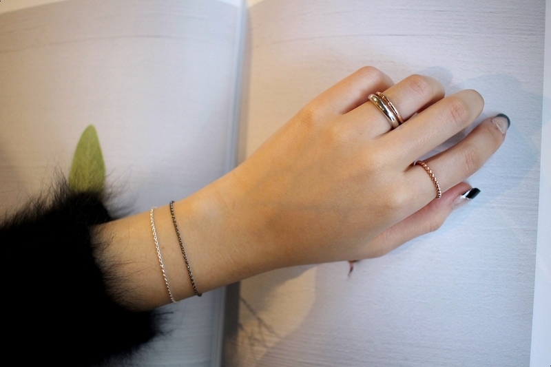 <b><p>rose White Yellow gold Plad Lered ring 3cor</p></b><b><p>ローズ ホワイト イエ ゴールド メッキ 重ね着 リング 3色 女性シルバー 20代</p></b><br /><br /><p align='center'>