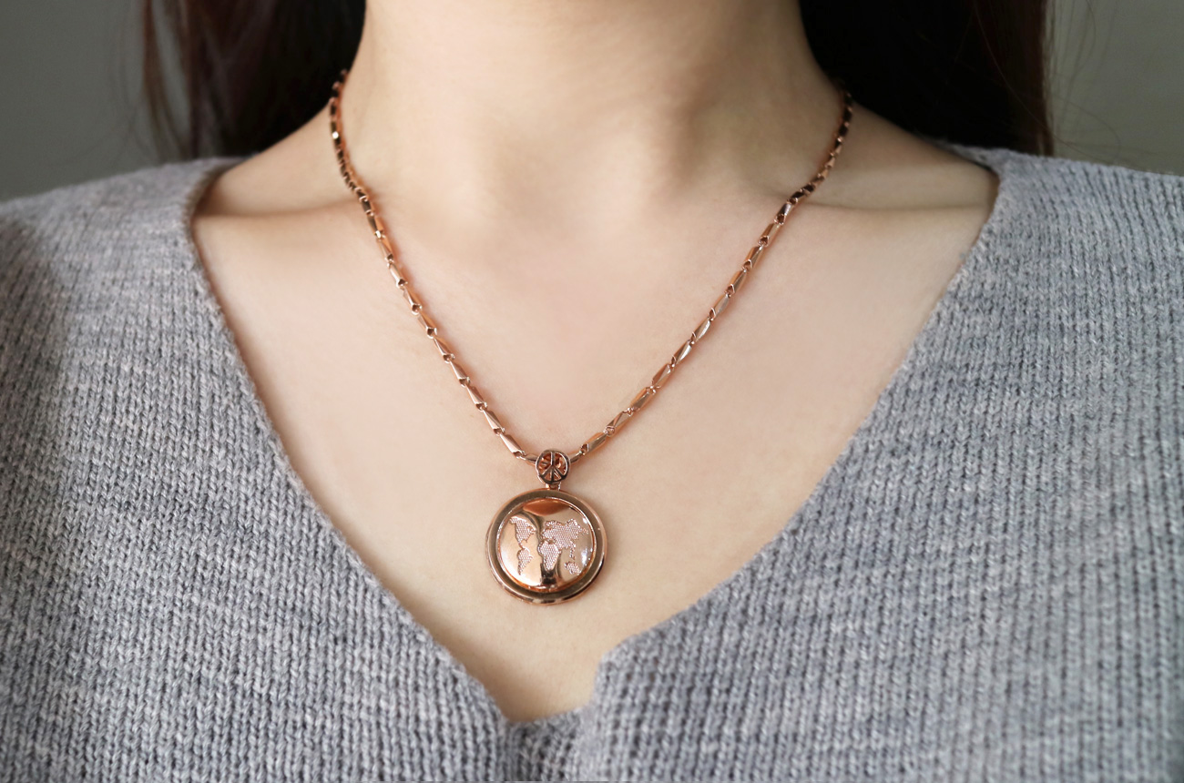 18k Map Pendant 14k Men's Necklace Charm Pink G