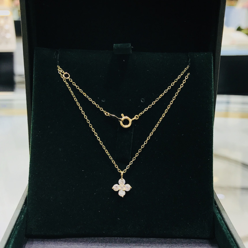 Lloyd Floral Cubic Integral Necklace LN11004