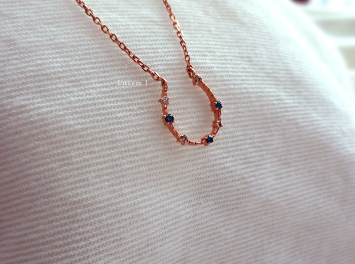 14k Diamond Horseshoe Necklace 18k