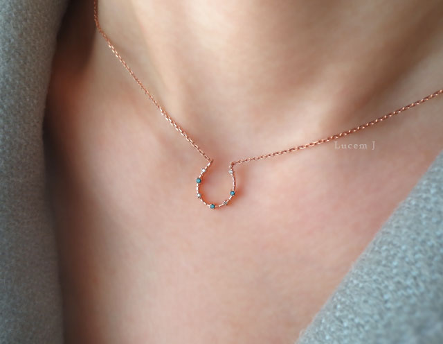 14k Diamond Horseshoe Necklace 18k