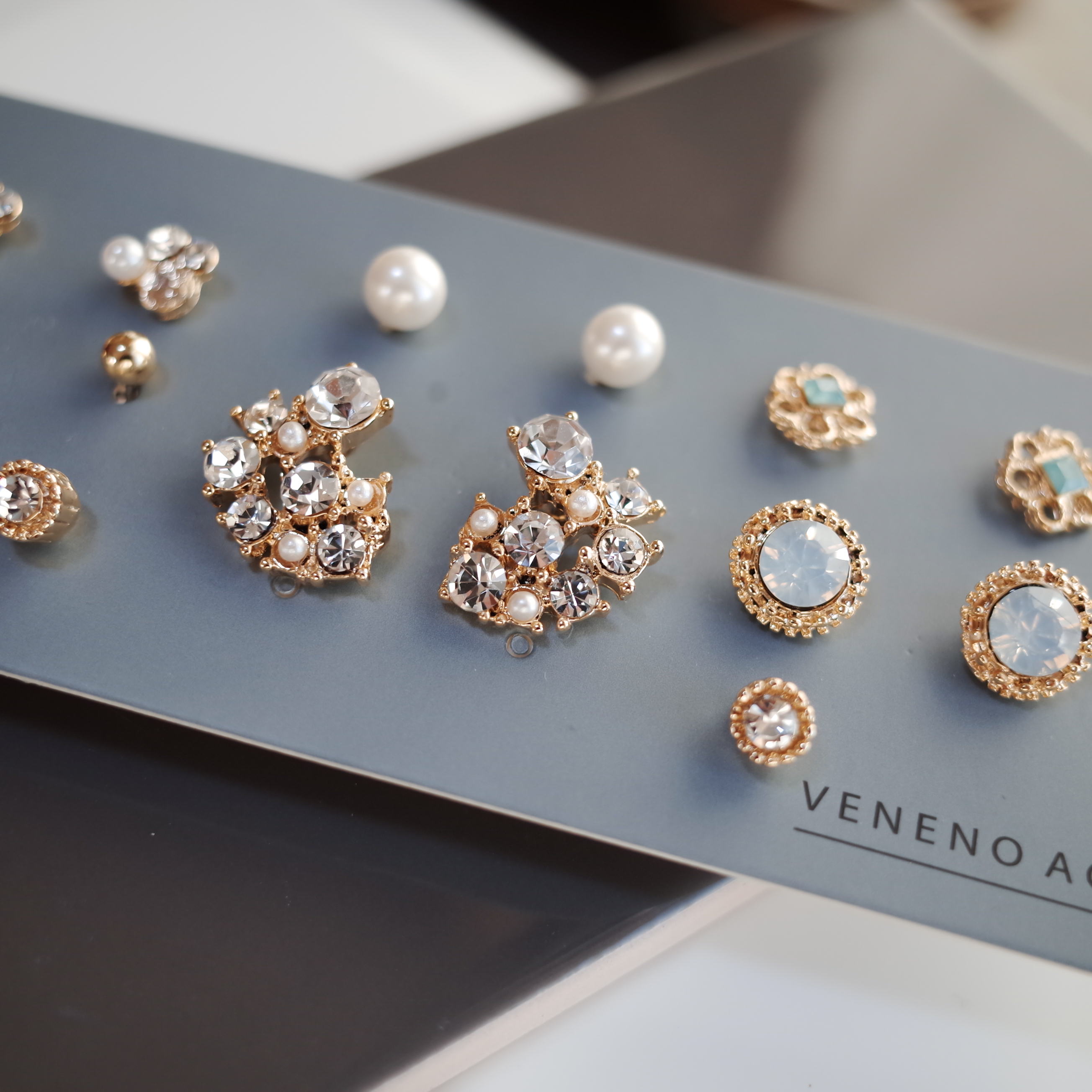 <b><p>NO.78 Seven Days Stone pearl 14SET Erings</p></b><b><p>NO.78 セブンデイズ ストーンパール 14SETイヤリング スタイリッシュな</p></b><br /><br /><p align='center'>