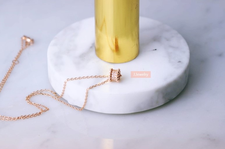 14k 18k Lovely Cubic Necklace 30s Luxurious Gift C