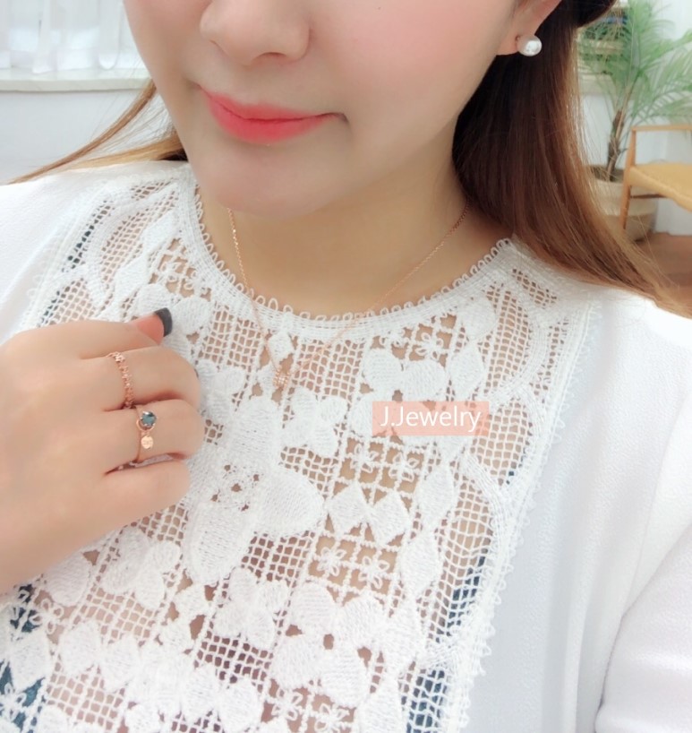 14k 18k Lovely Cubic Necklace 30s Luxurious Gift C