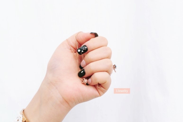 14k 18k Lovely Cubic Necklace 30s Luxurious Gift C