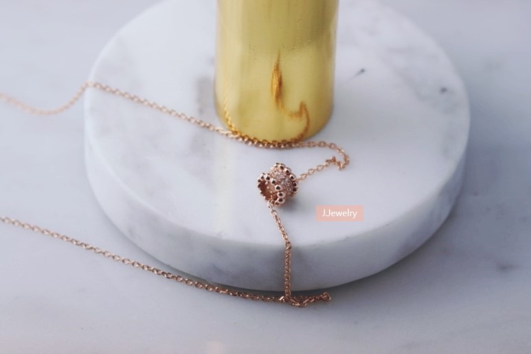 14k 18k Lovely Cubic Necklace 30s Luxurious Gift C