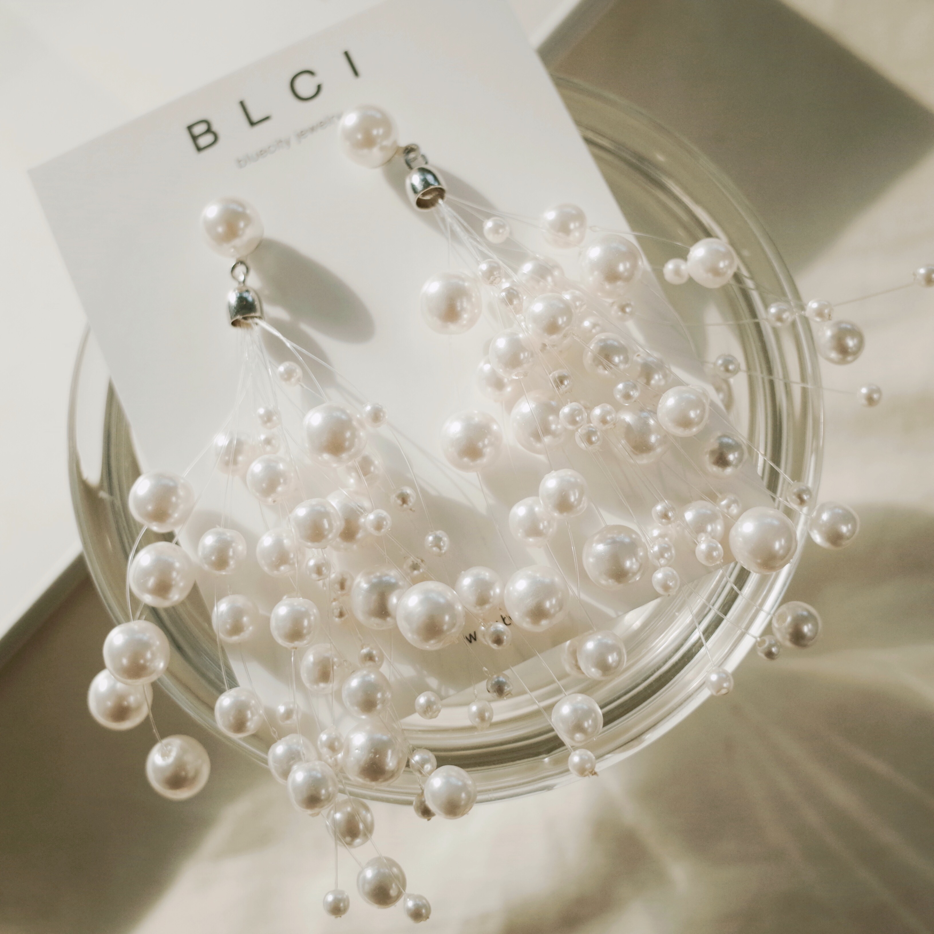 <b><p>Order rush Silv fing Moss flow Pearl god</p></b><b><p>注文殺到 ウンチム カスミソウ フラワー 真珠 女神 ドロップ イヤリング ボールド</p></b><br /><br /><p align='center'>