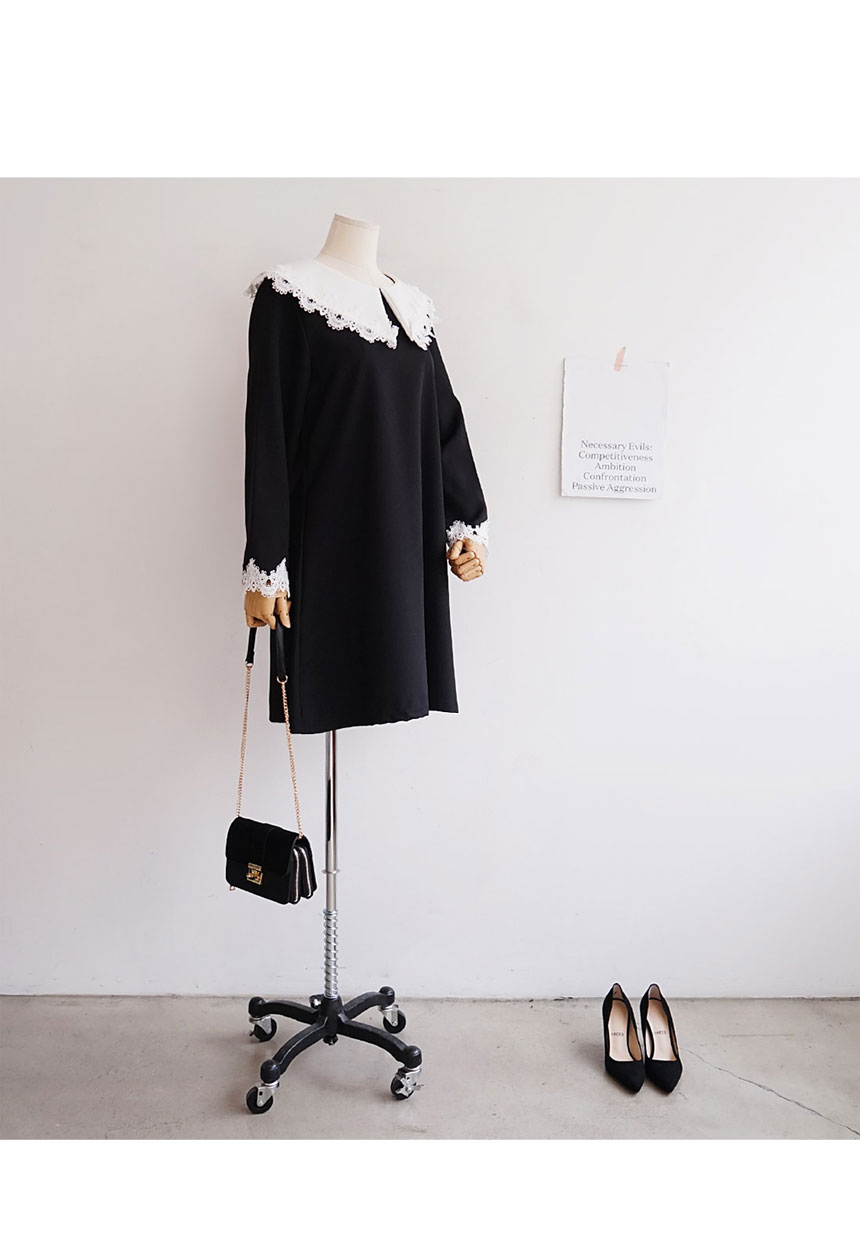 Flare Carla Lace Dress Black Winter Gorgeous Roman