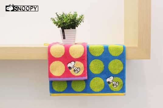<b><p>Songwol Snoopy Cor dot 36 Day care Center</p></b><b><p>ソンウォル スヌーピー カラードット 36 保育園 タオル リング手 キッチンハンド</p></b><br /><br /><p align='center'>