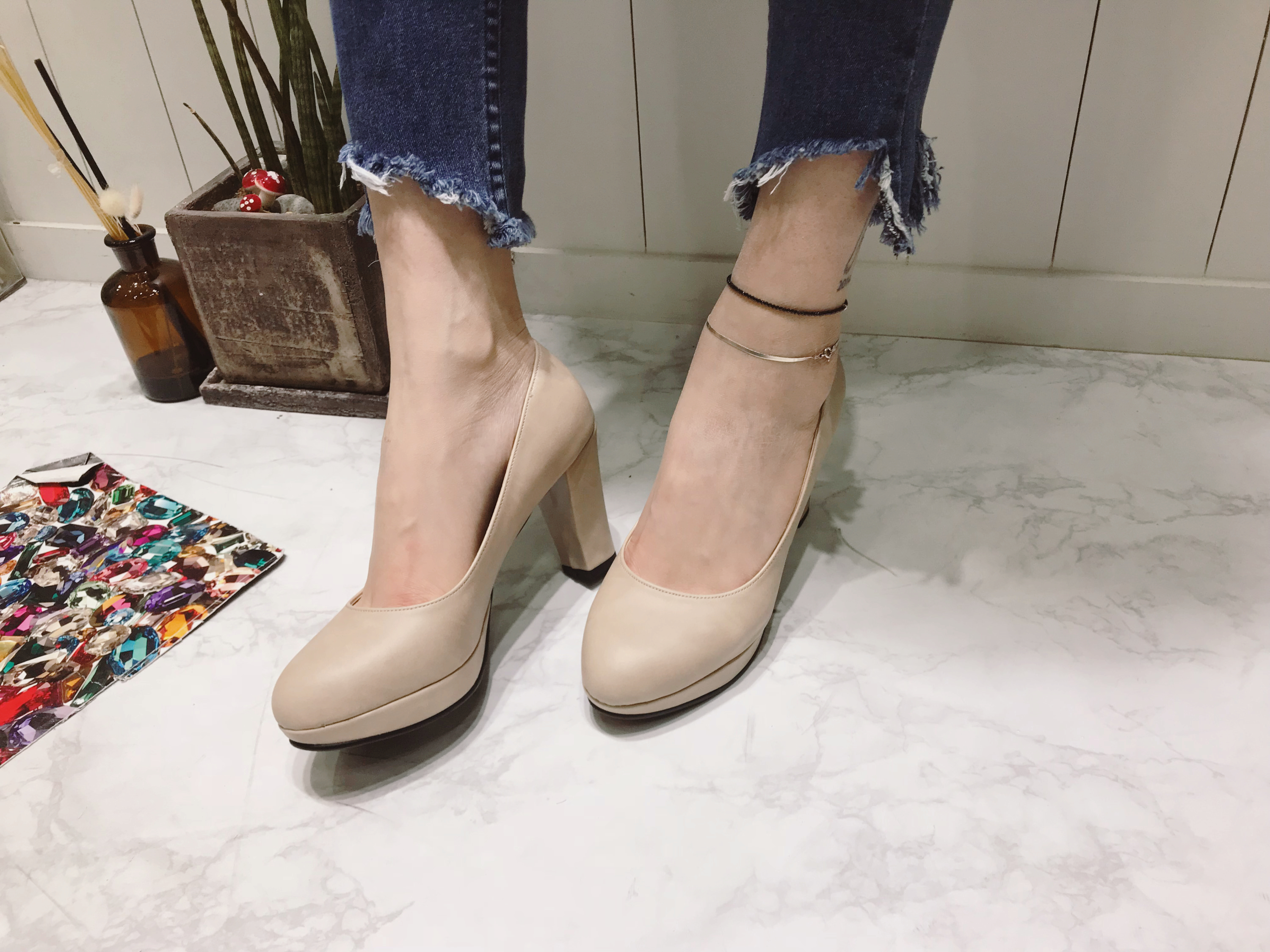 <b><p>neat lher Go Pumps Hill Korn Modn mo Femini</p></b><b><p>すっきりとした レザー 行って見れ パンプスヒール 韓国語 モダンムード 女性らしいスタイル</p></b><br /><br /><p align='center'>